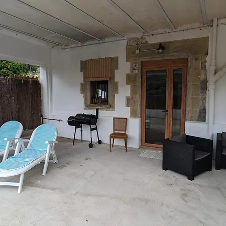 Historic House 5 Minutes Walk From The Villa *