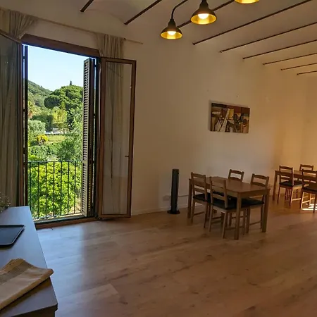 Villa Historic House 5 Minutes Walk From The