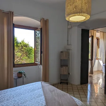 Historic House 5 Minutes Walk From The Villa Sant Pol De Mar