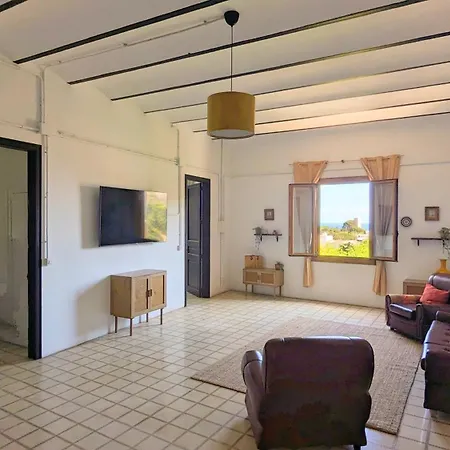 Historic House 5 Minutes Walk From The Sant Pol De Mar