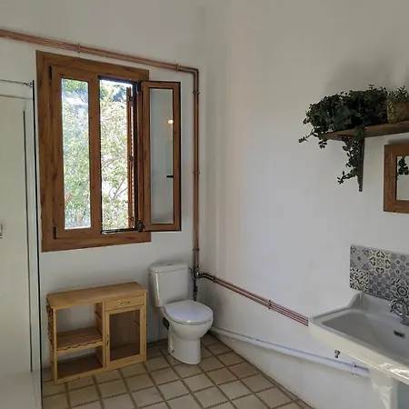 Historic House 5 Minutes Walk From The