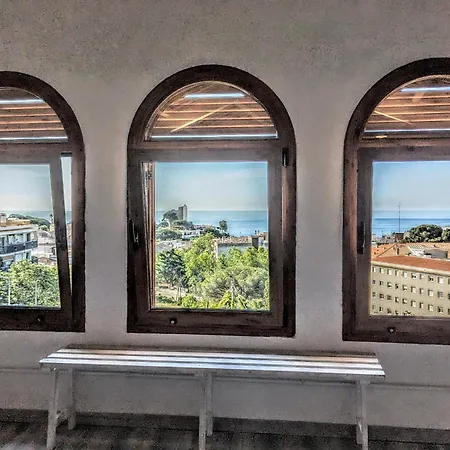 Historic House 5 Minutes Walk From The Villa Sant Pol De Mar