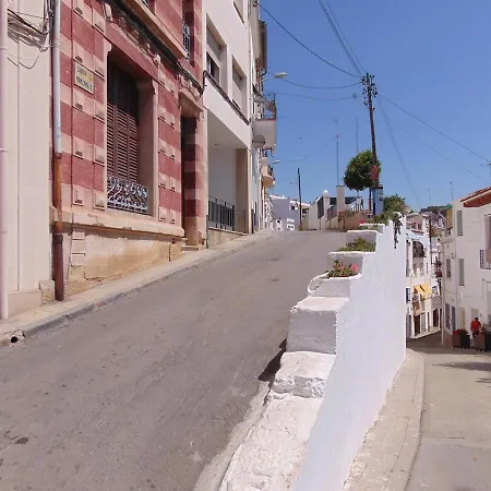 Historic House 5 Minutes Walk From The Villa *
